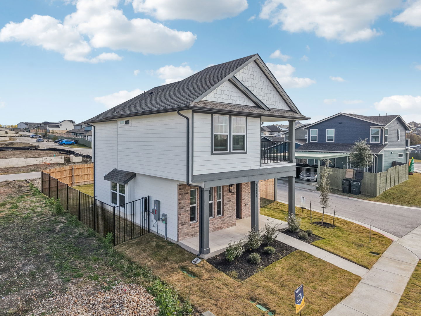 main property photo 17