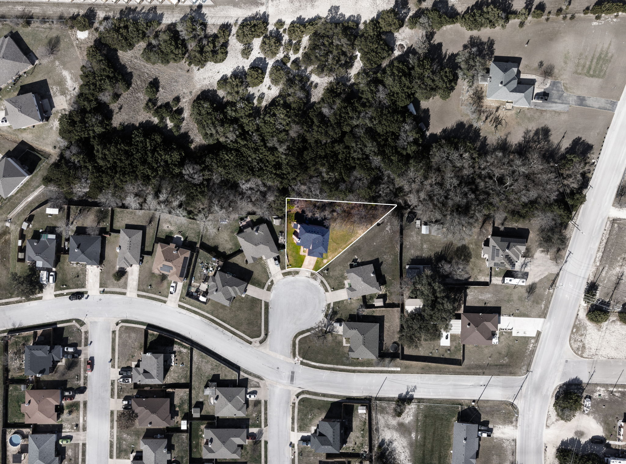 main property photo 29