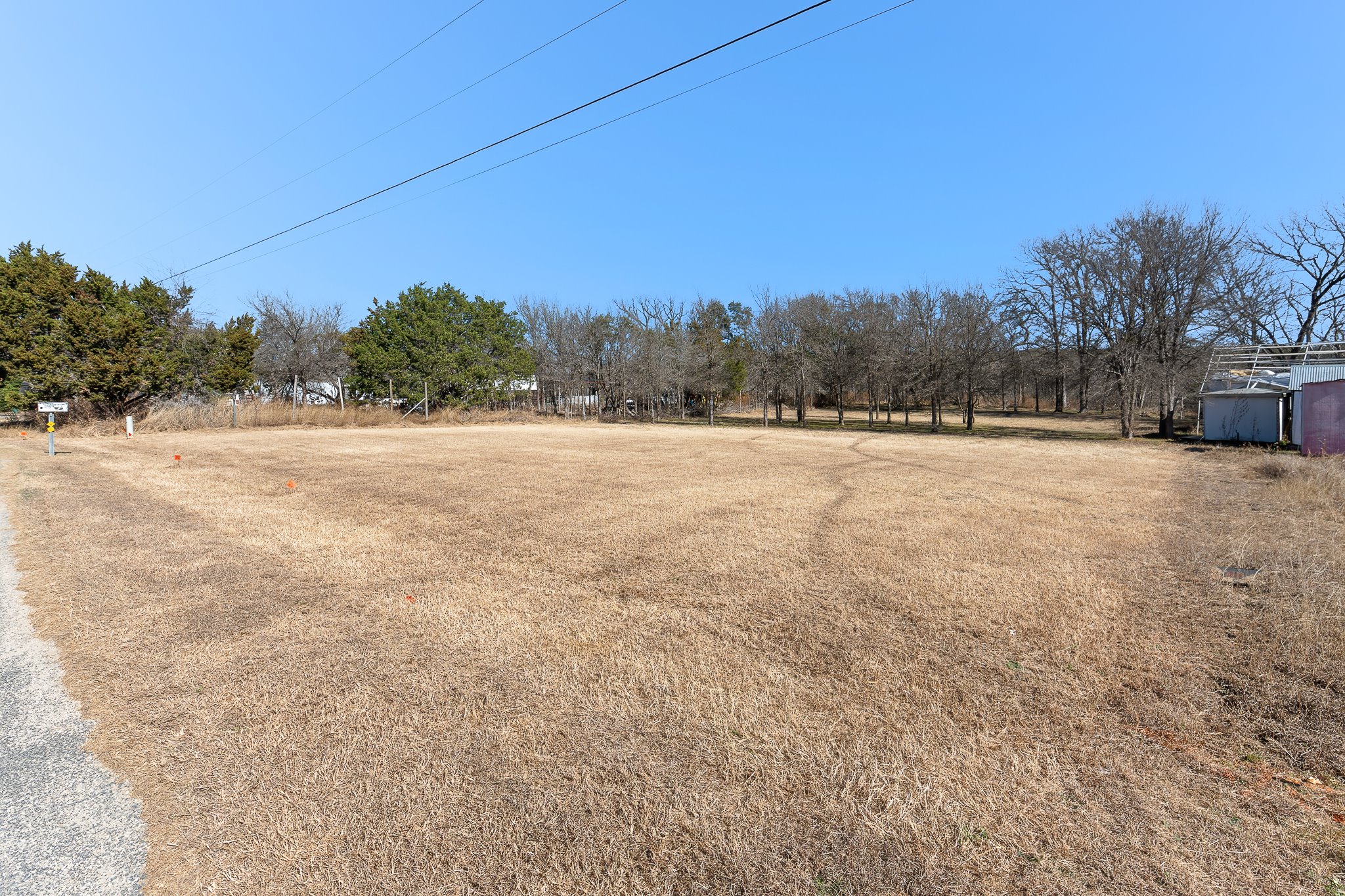 main property photo 13