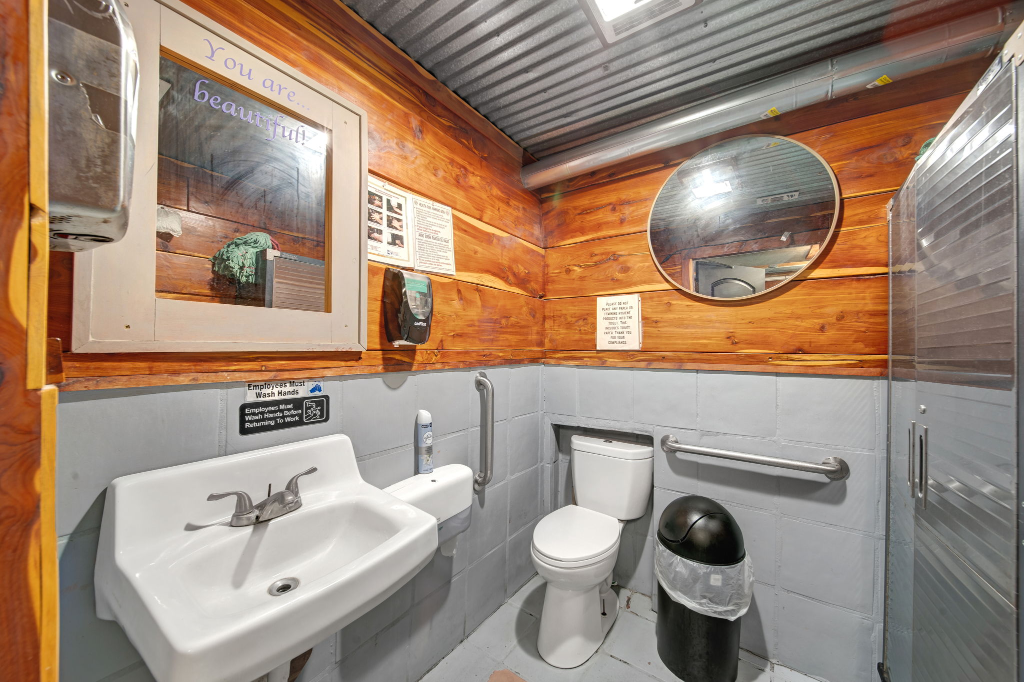 main property photo 32