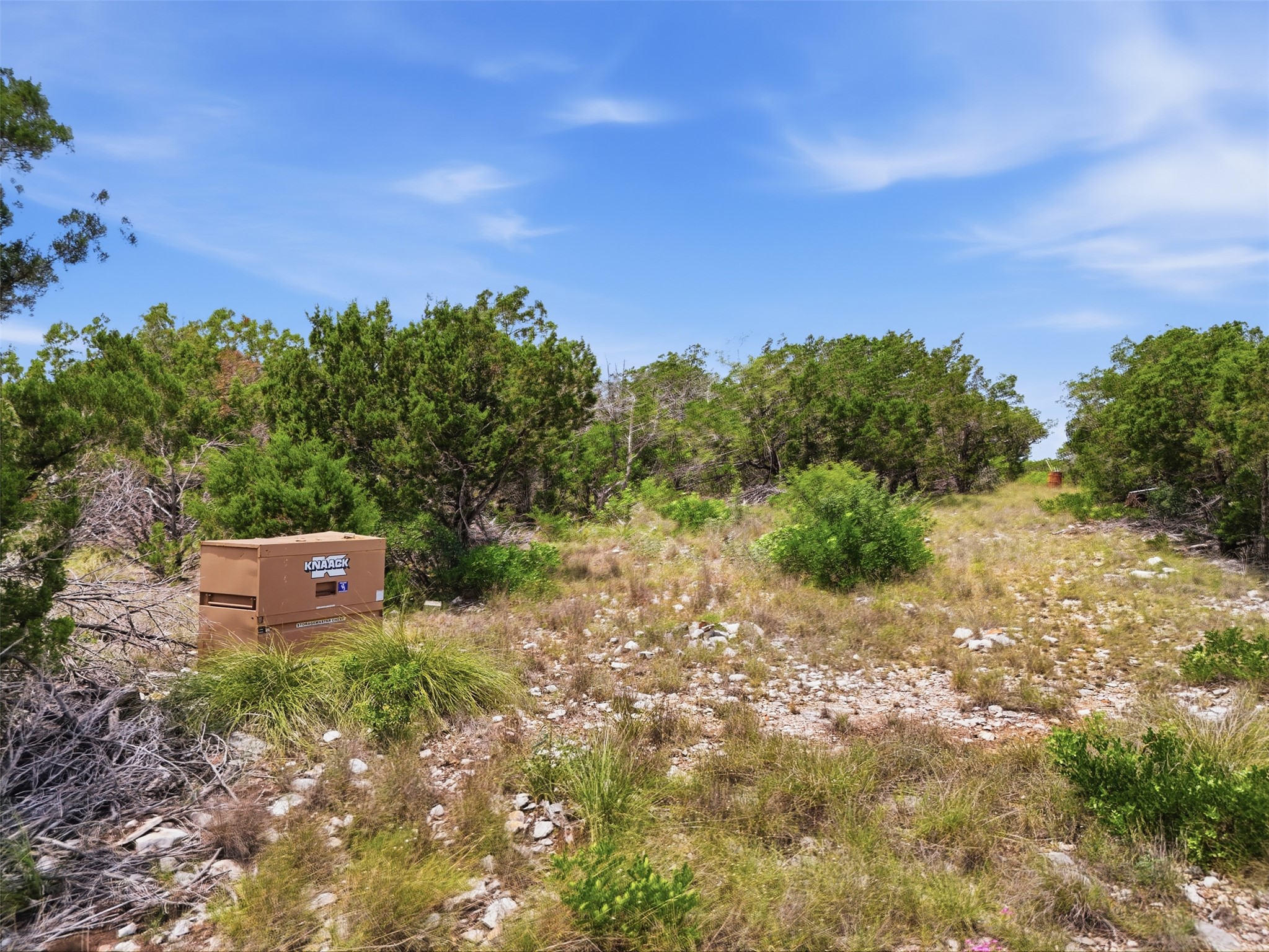 main property photo 14