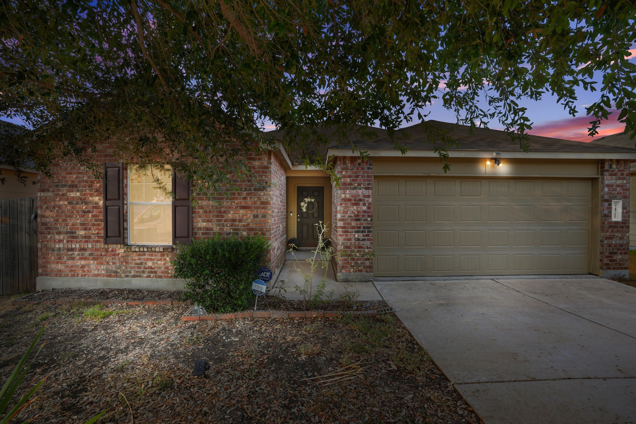 main property photo 9