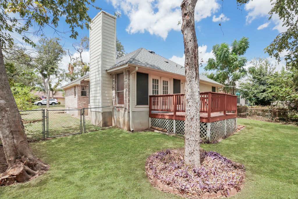 main property photo 32