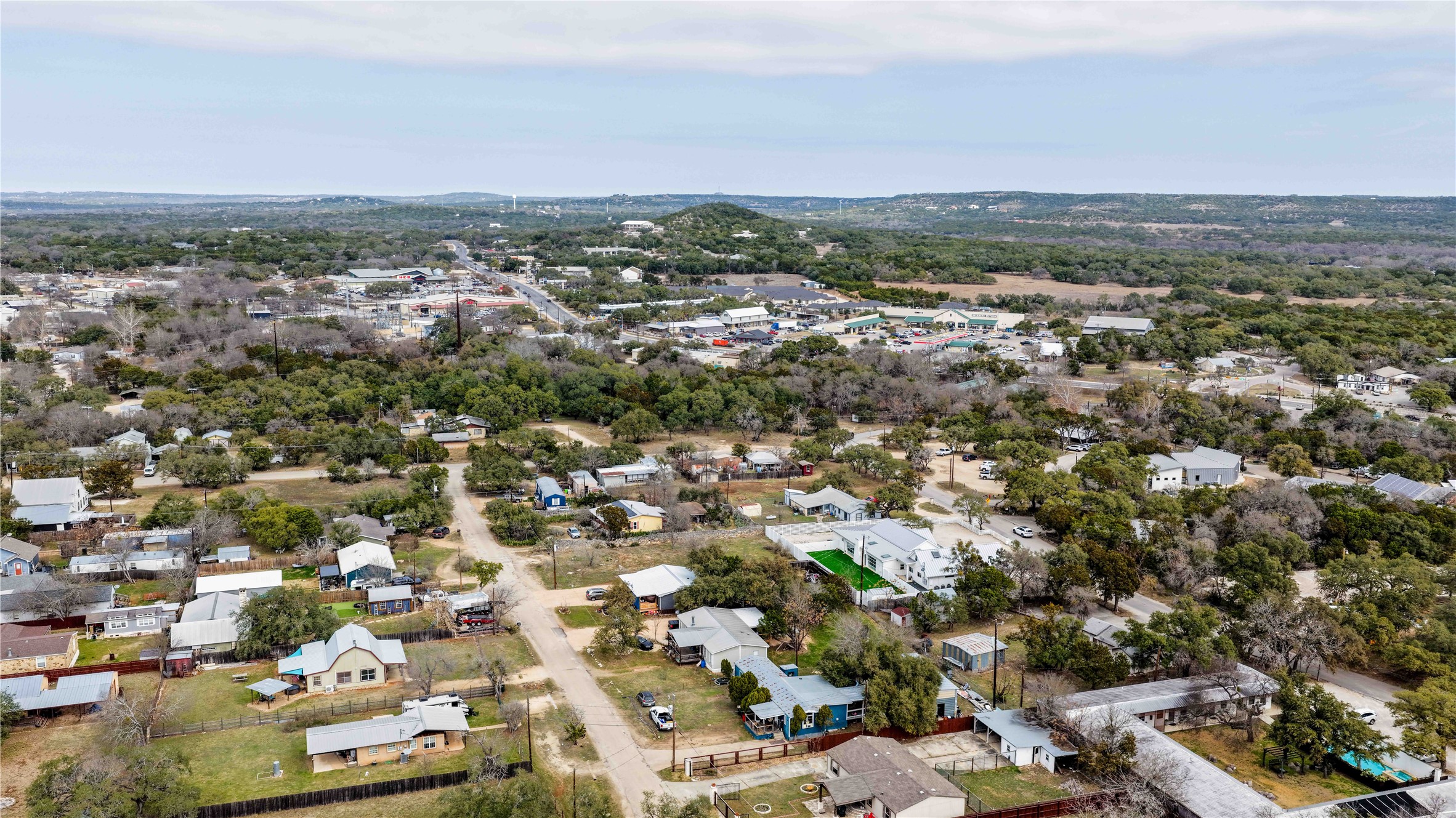 main property photo 28