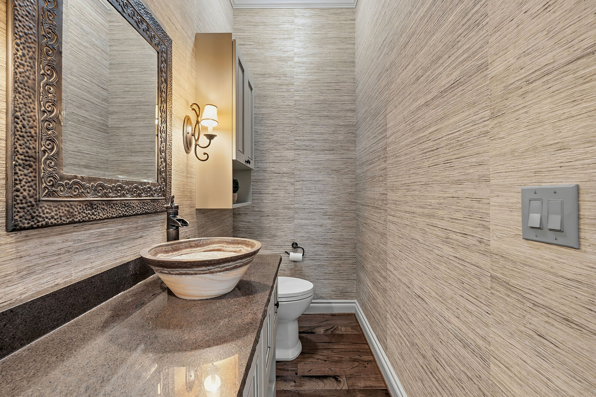 main property photo 17