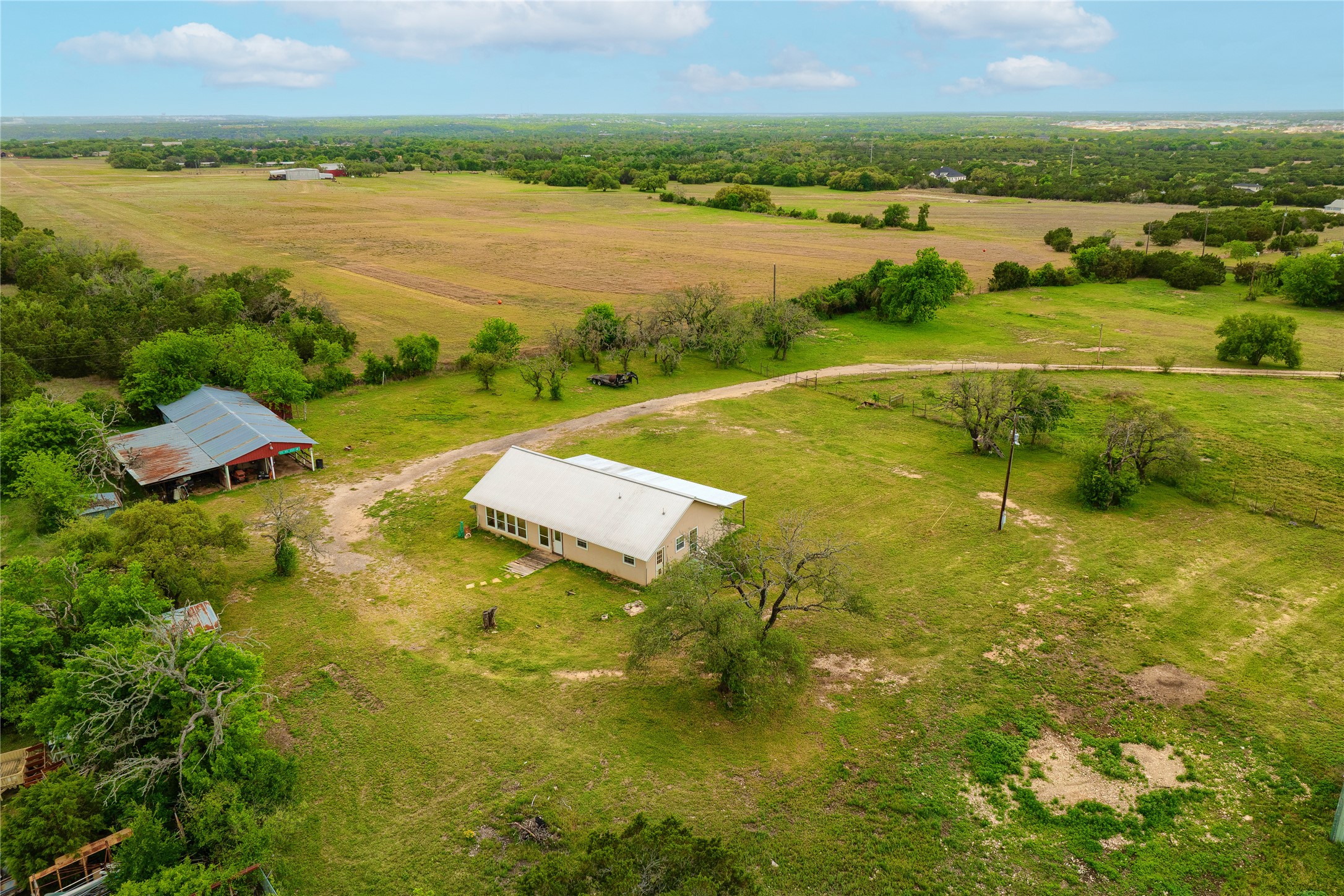 main property photo 9