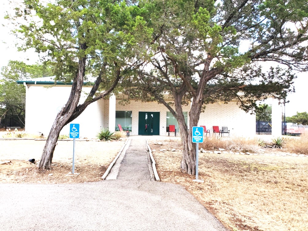 main property photo 9