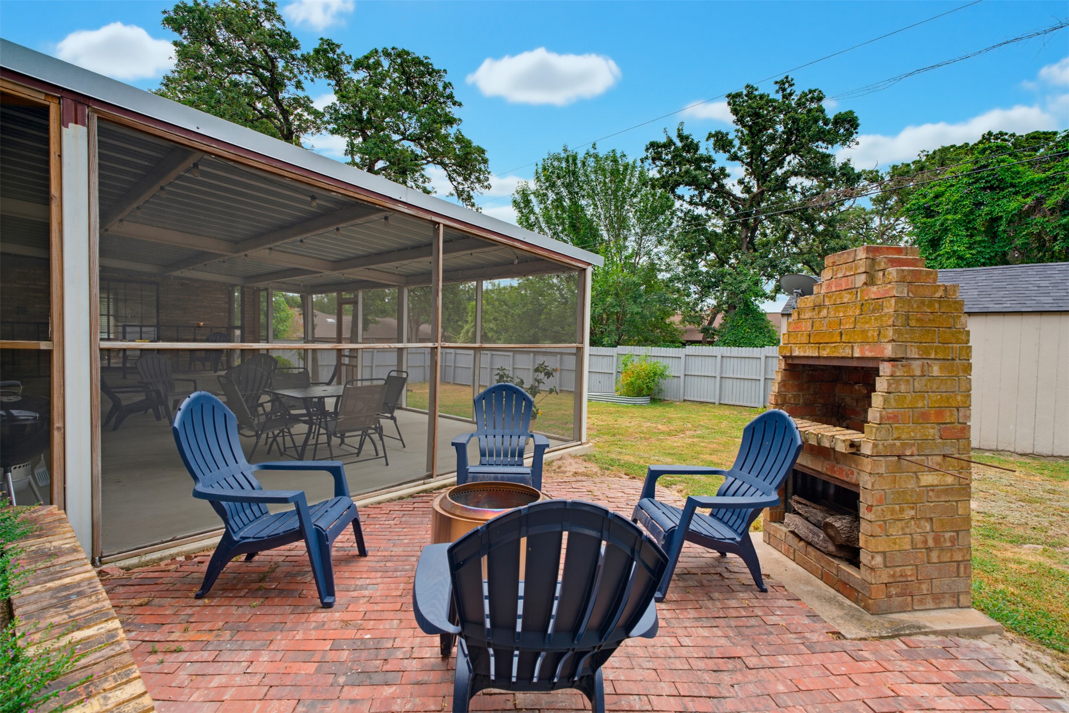 main property photo 29