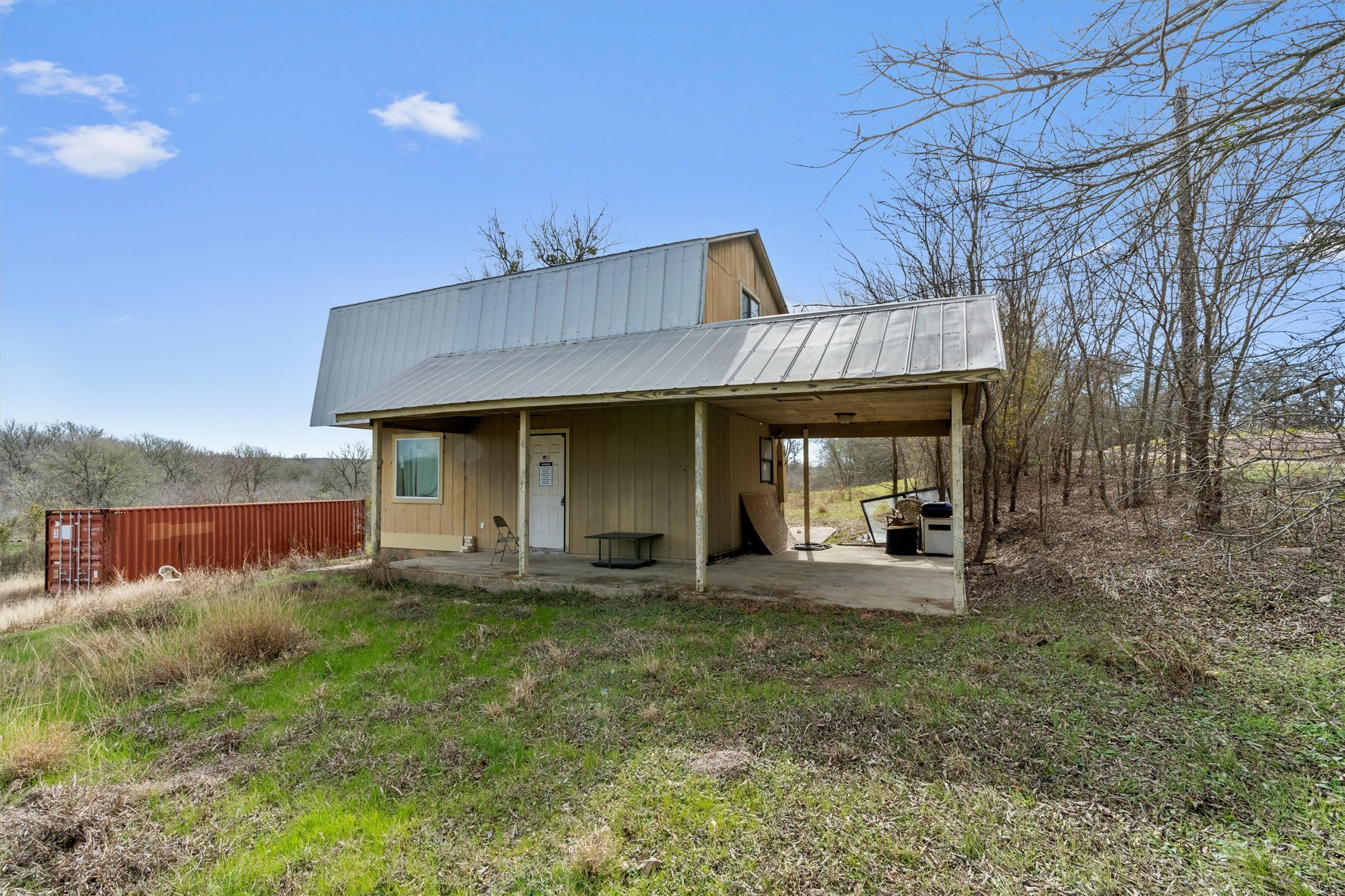 main property photo 29