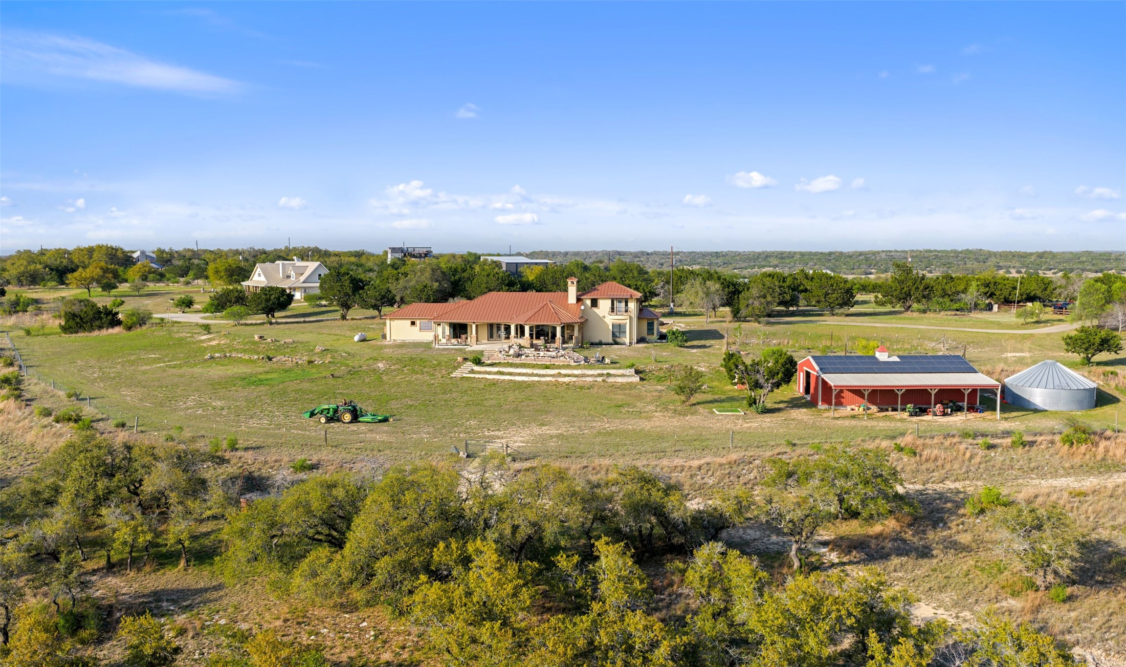 main property photo 33