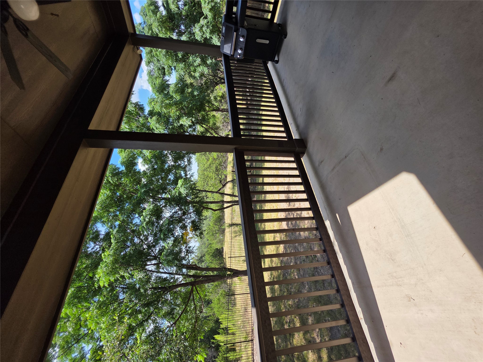 main property photo 31
