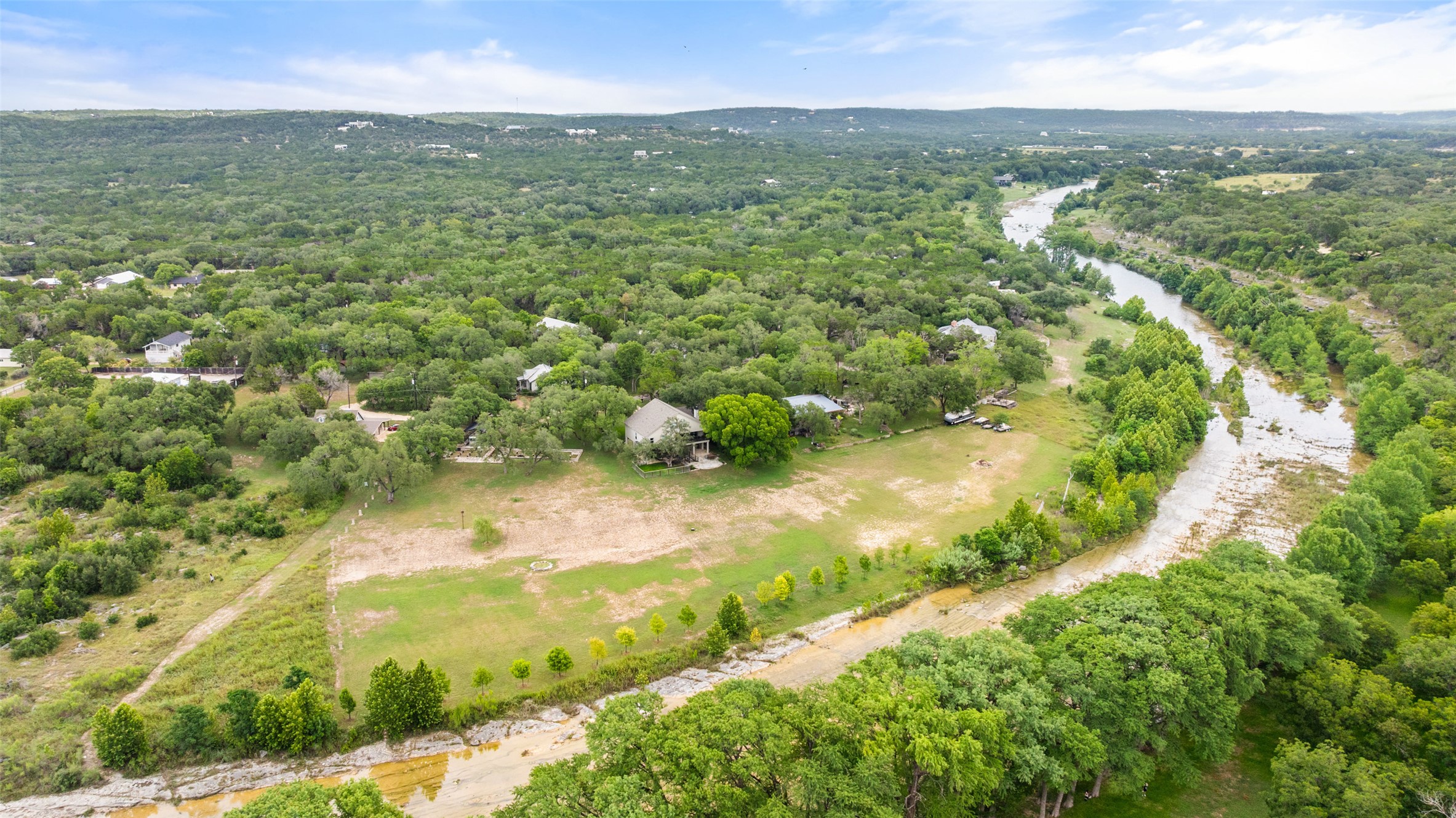main property photo 11