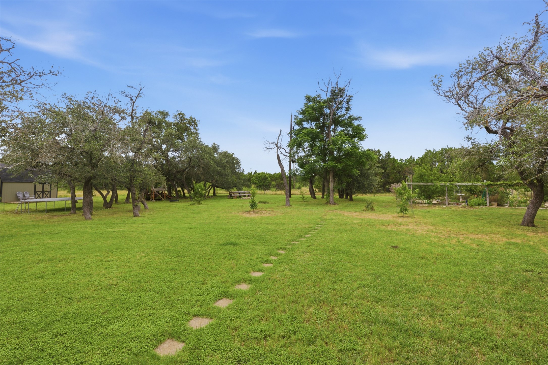 main property photo 29
