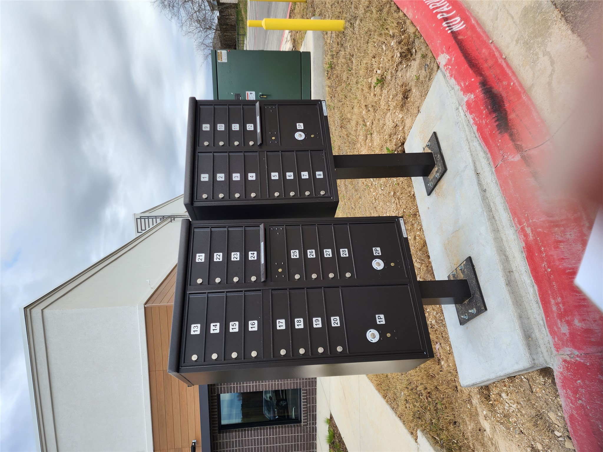 main property photo 23