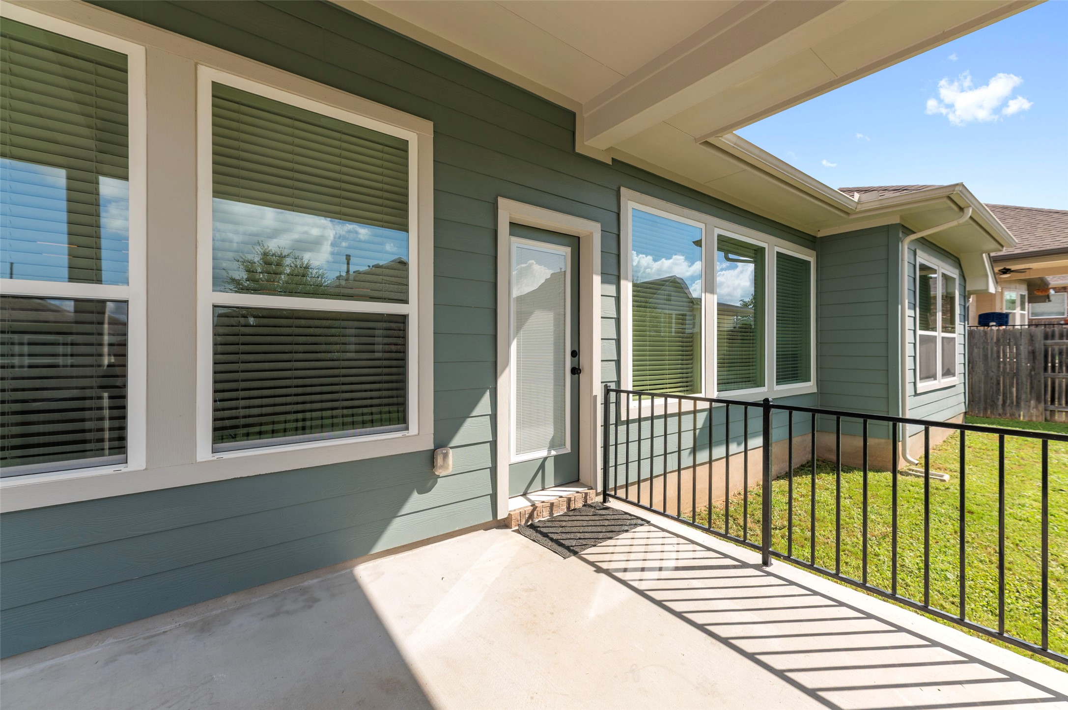 main property photo 24