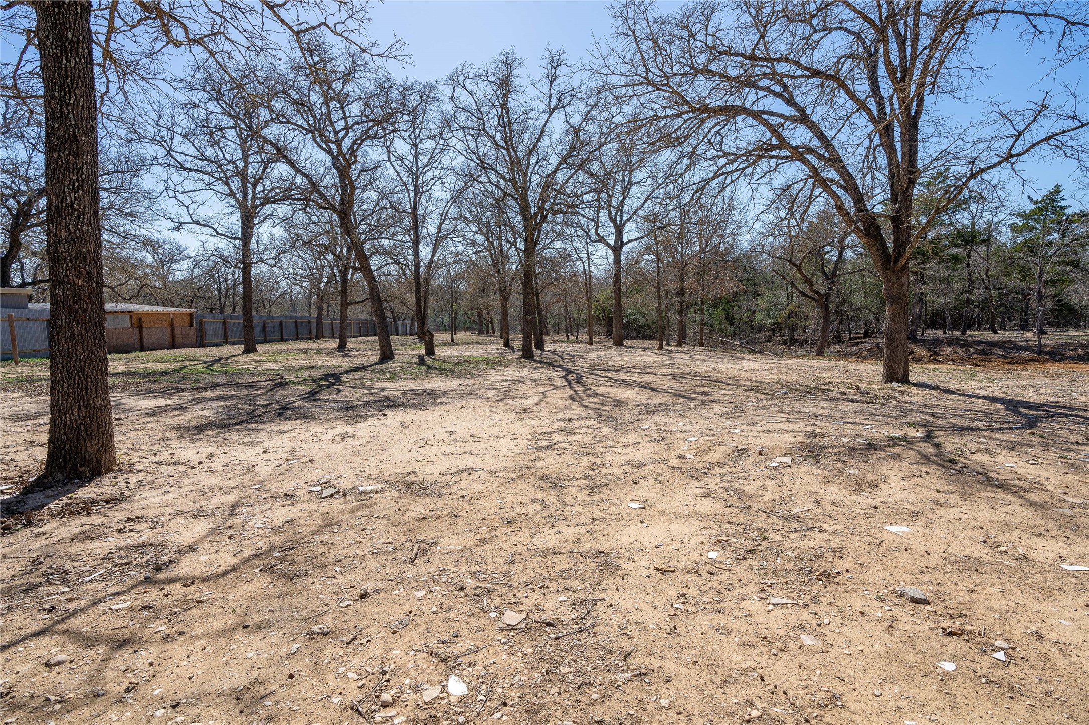 main property photo 30