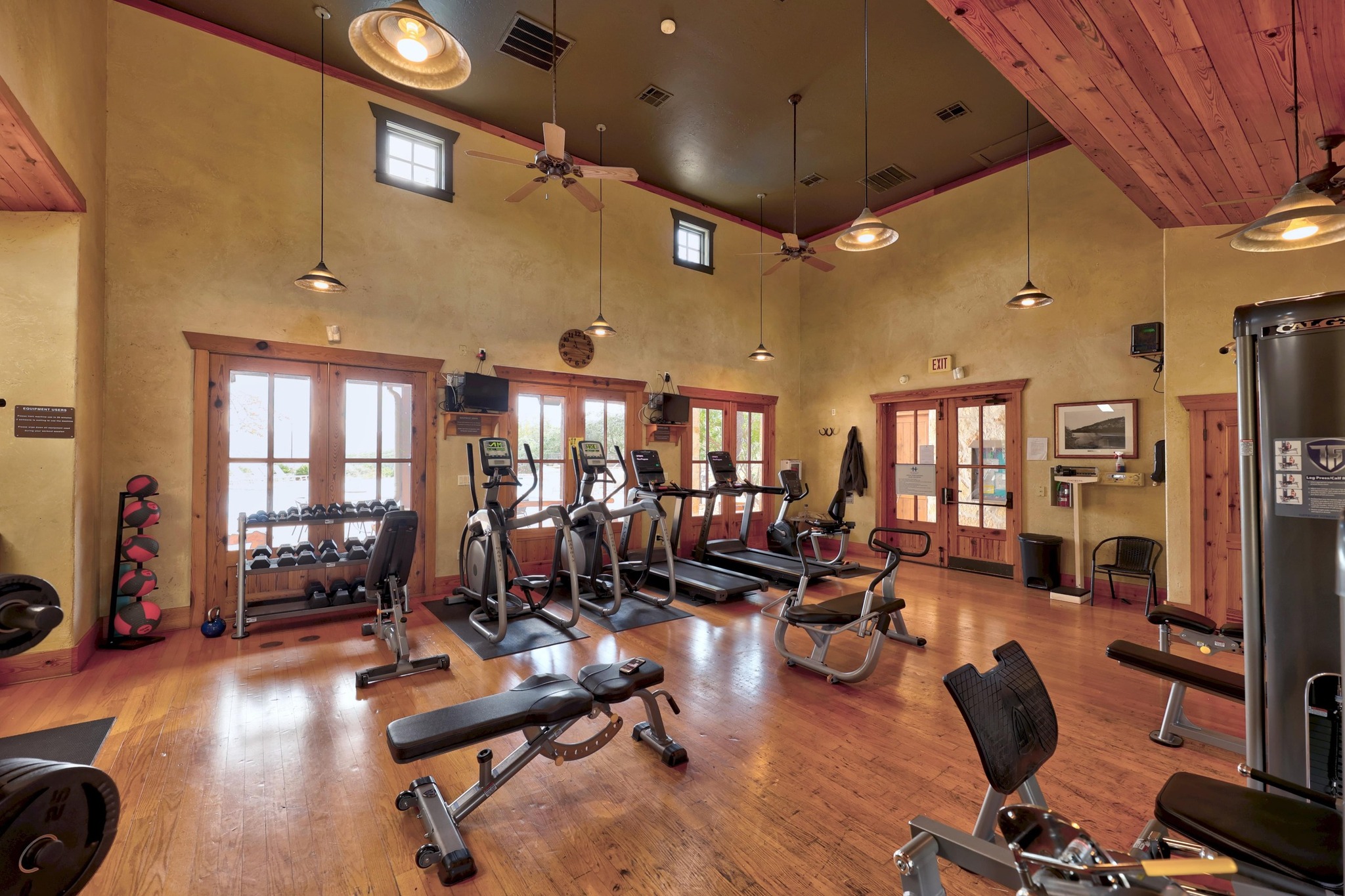 main property photo 39