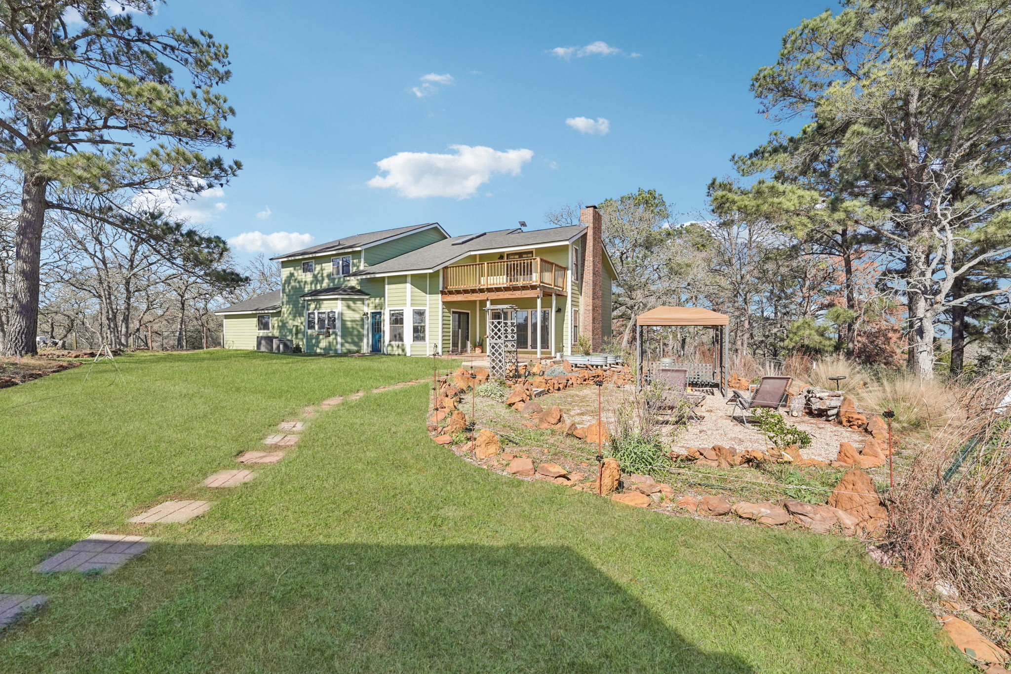 main property photo 38