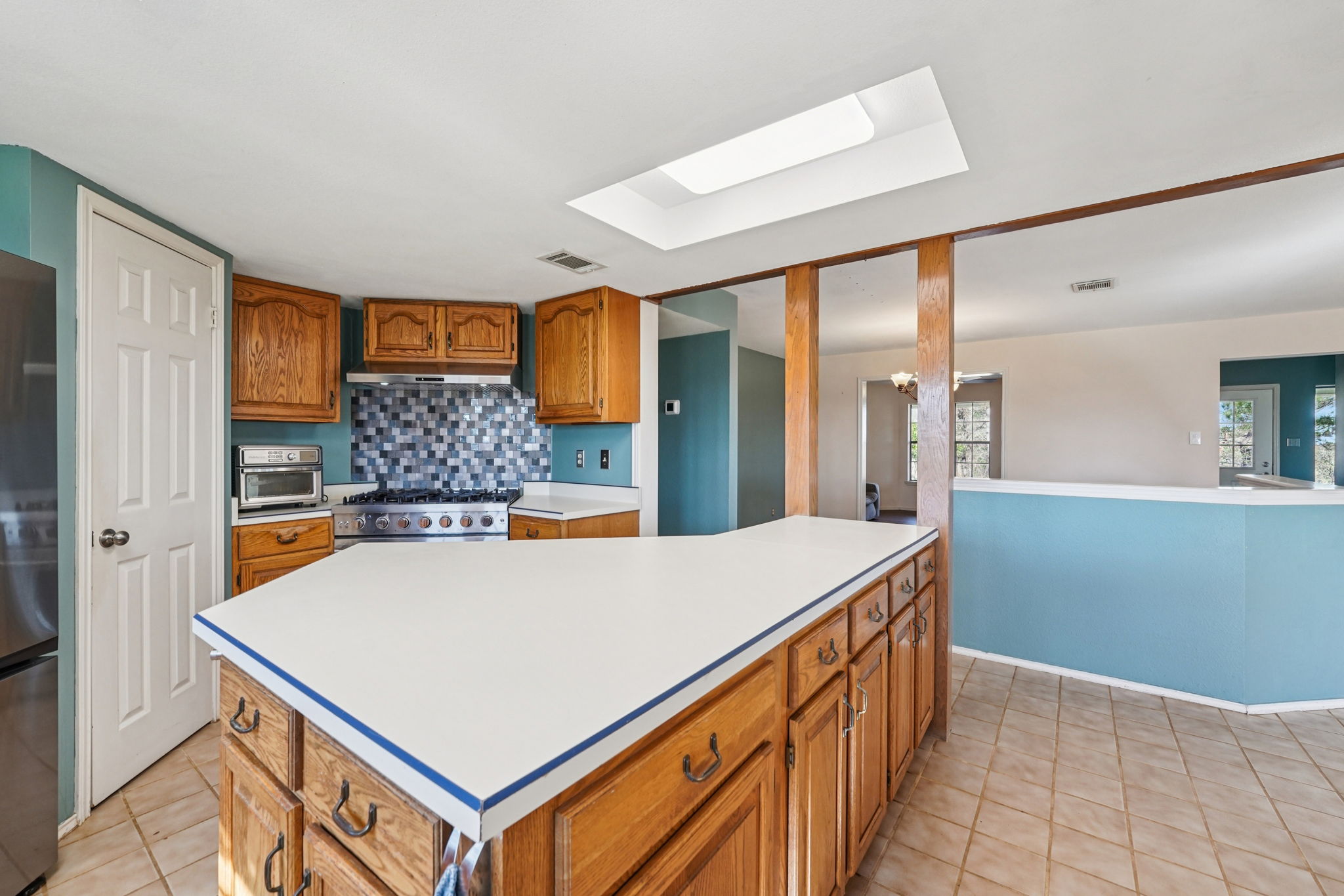 main property photo 7