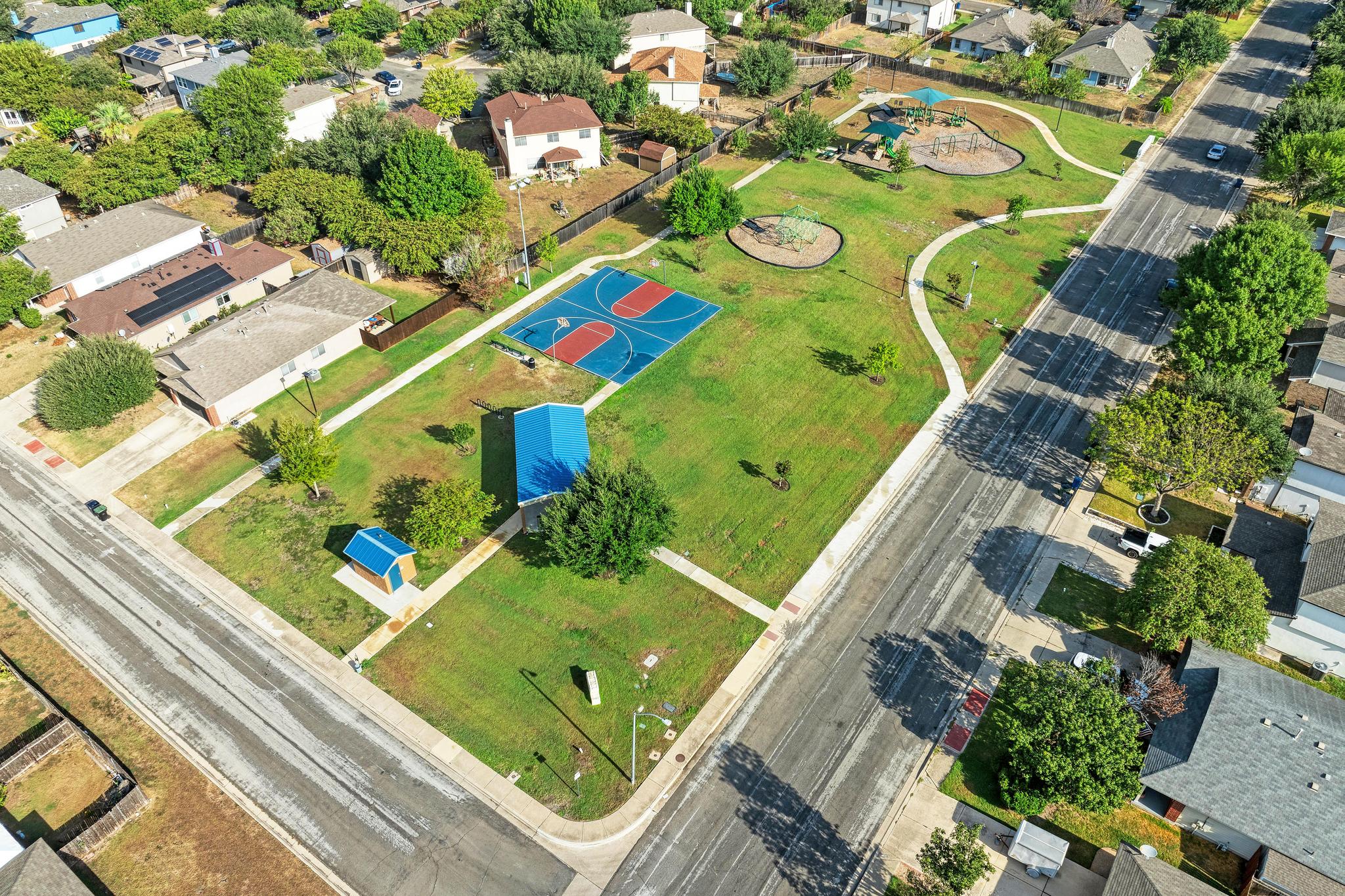 main property photo 36