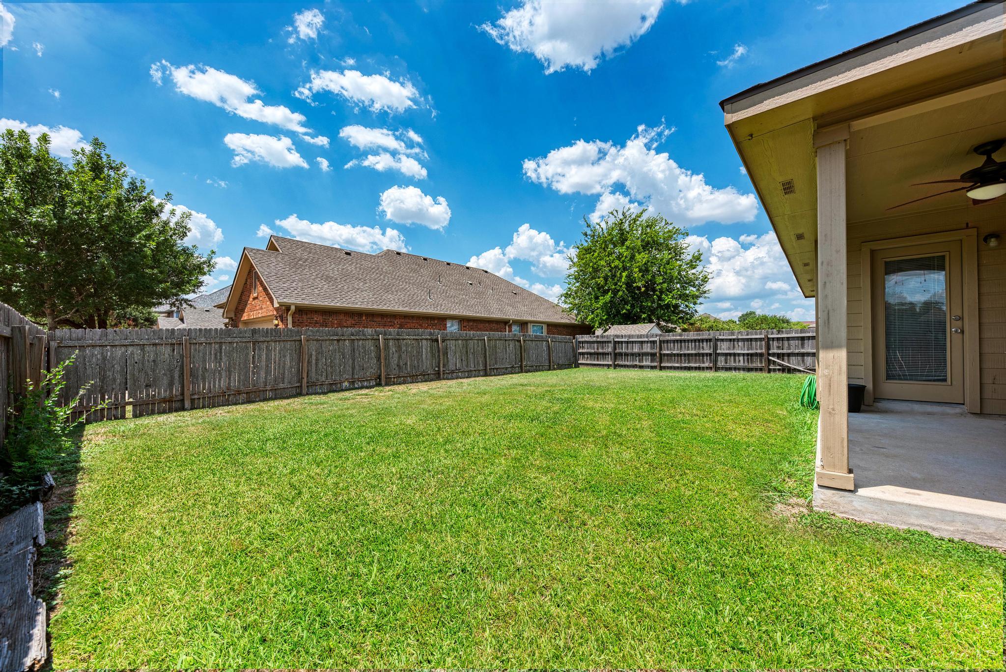 main property photo 29