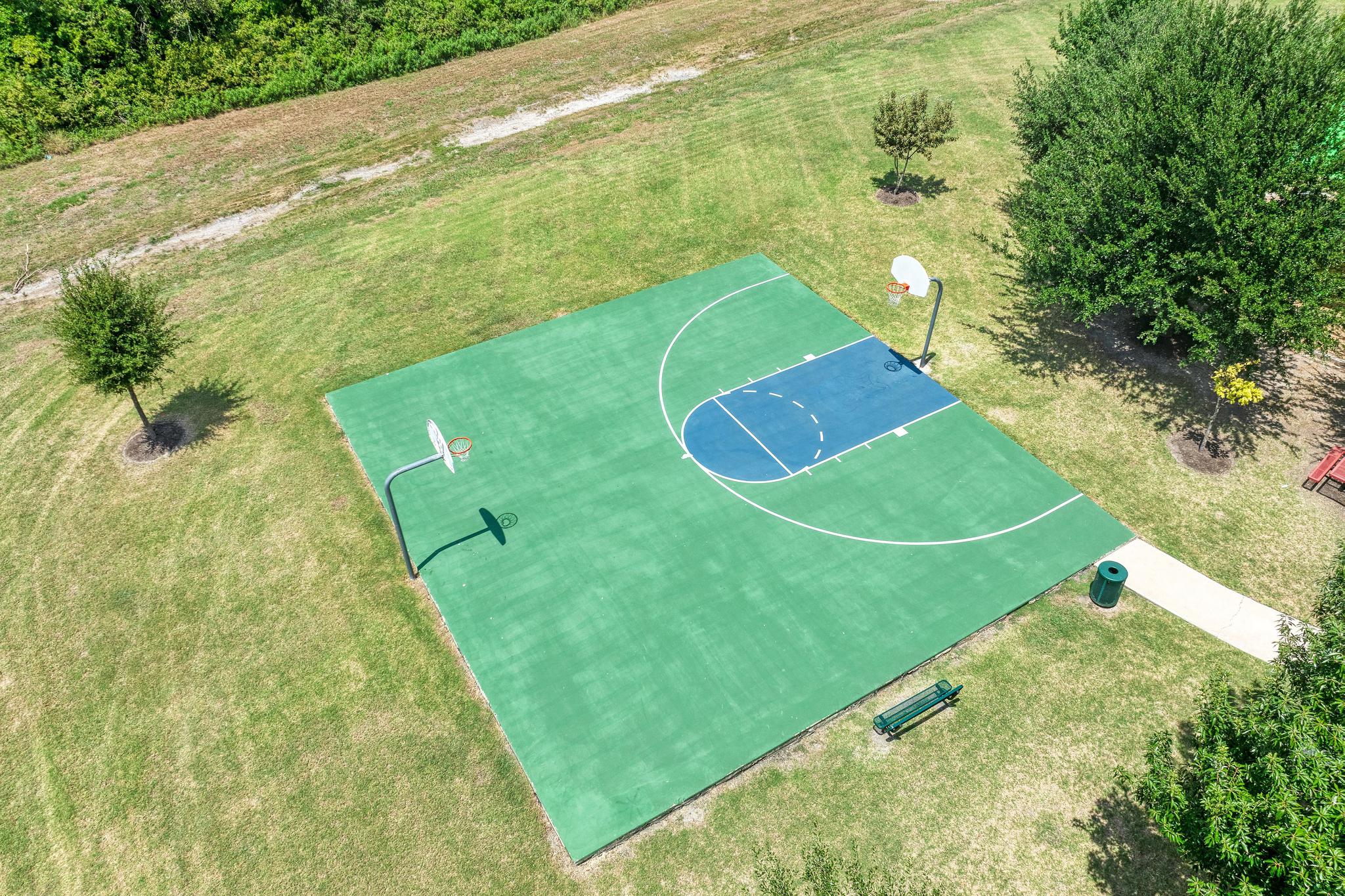 main property photo 34