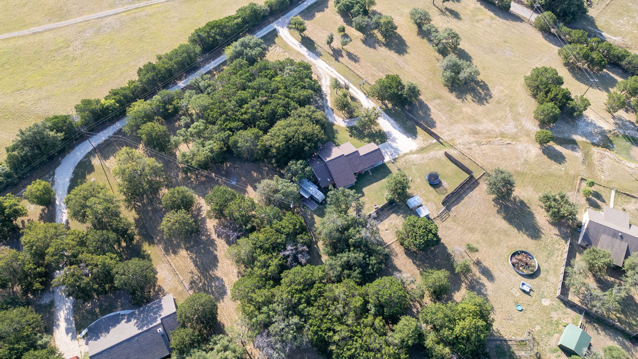 main property photo 25
