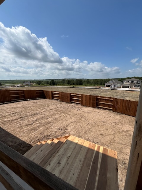 main property photo 16