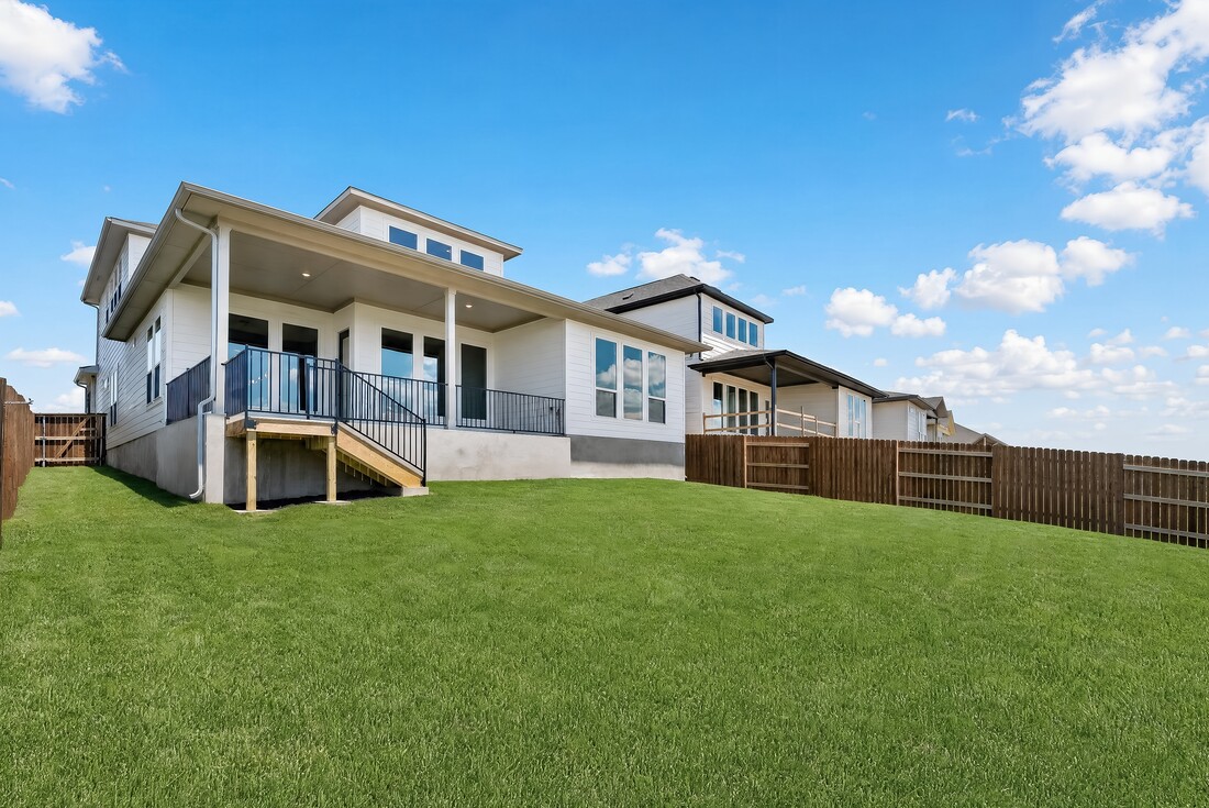main property photo 26
