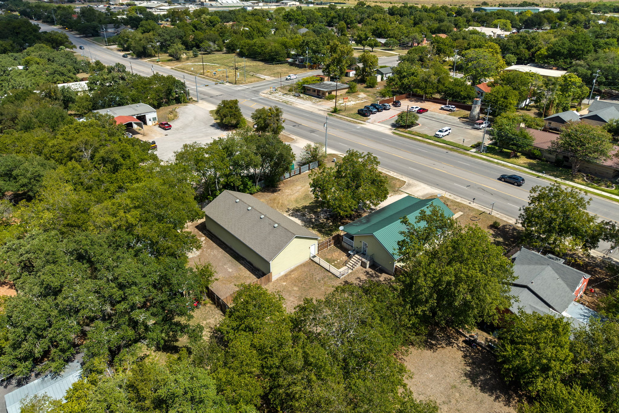 main property photo 26