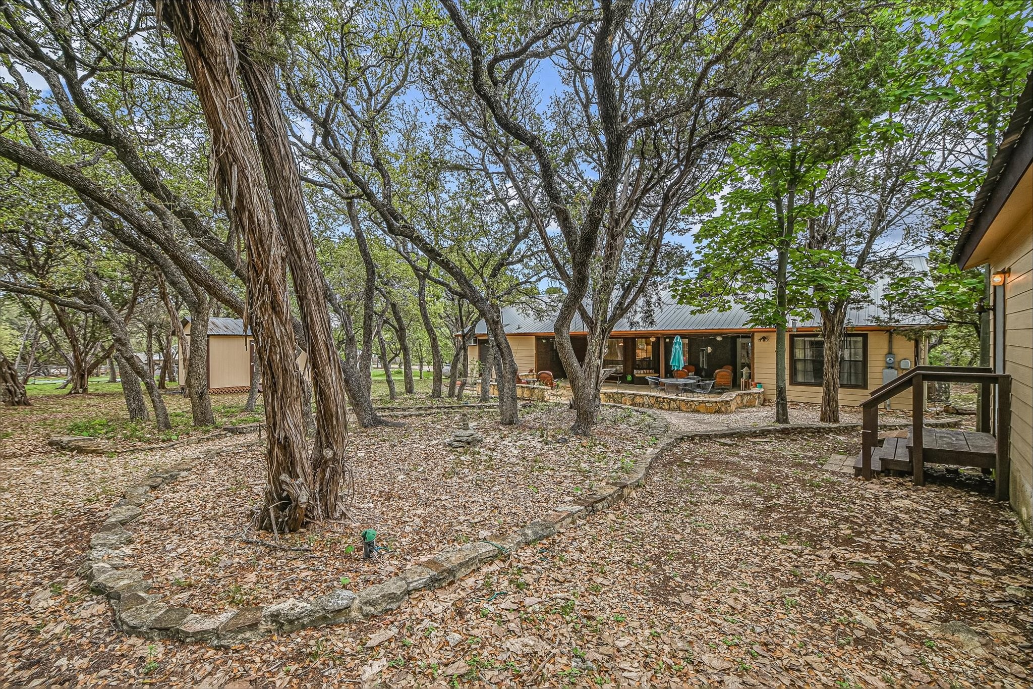 main property photo 31