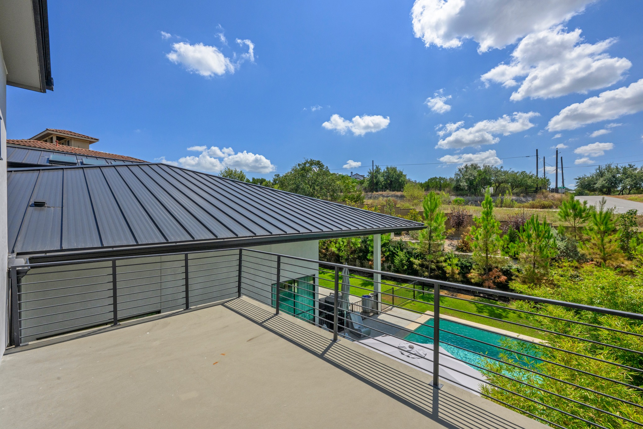 main property photo 20