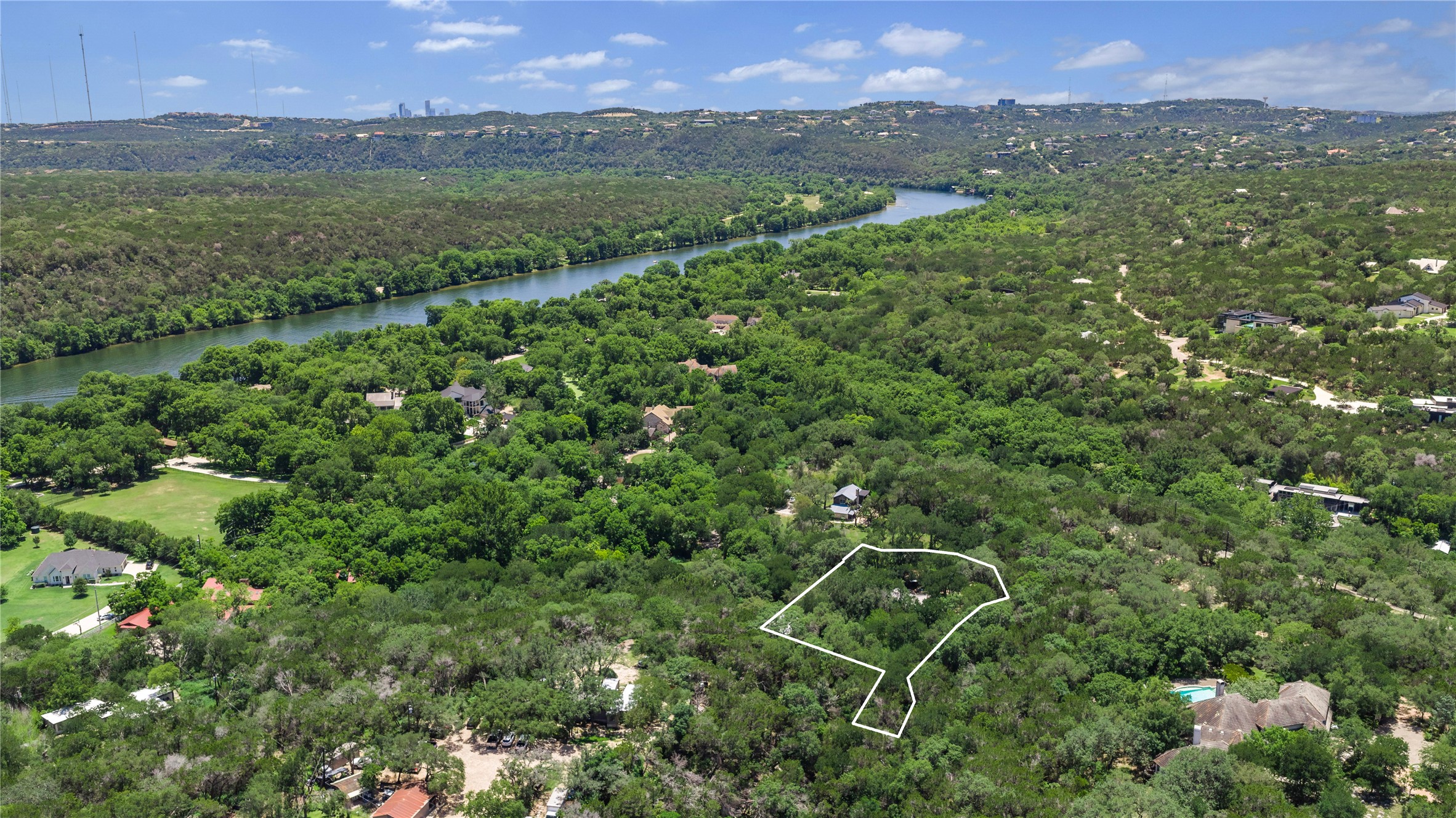 main property photo 29