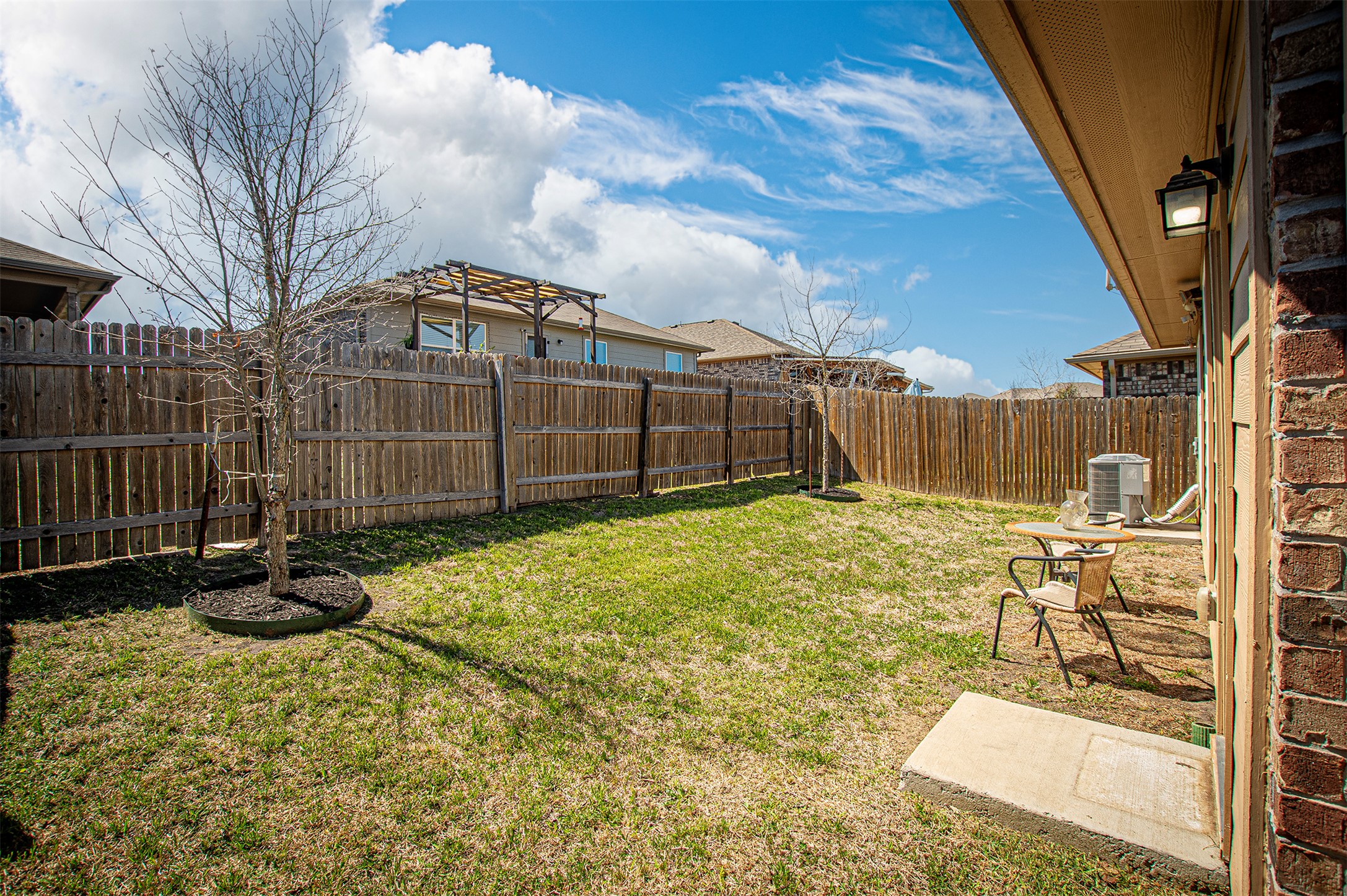 main property photo 14
