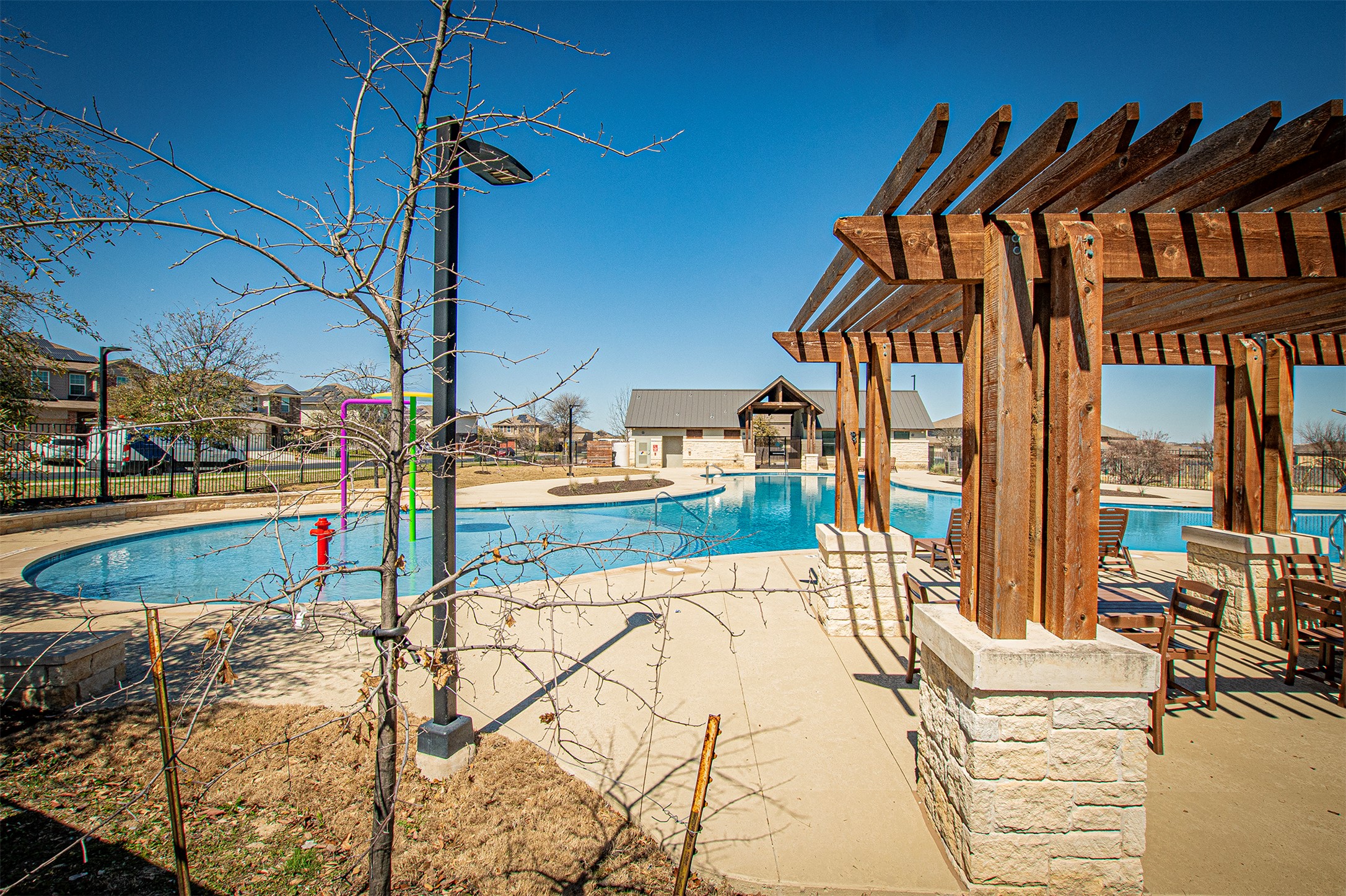 main property photo 16
