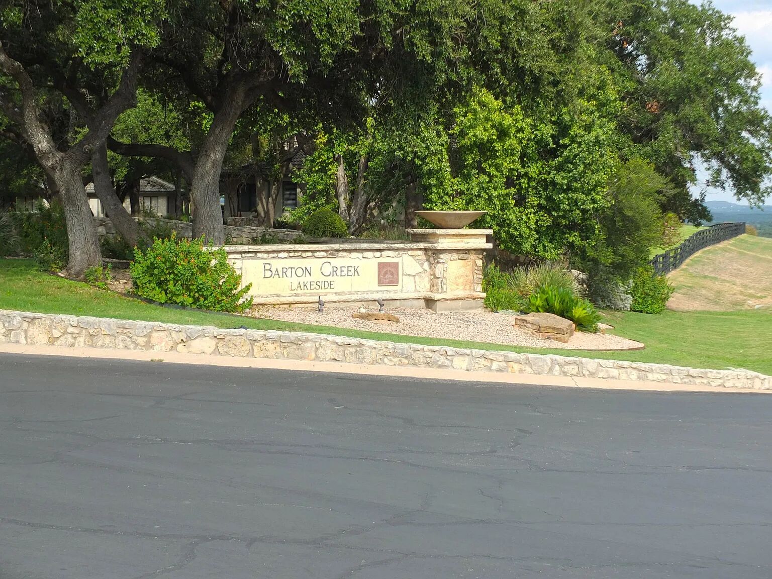 main property photo 19