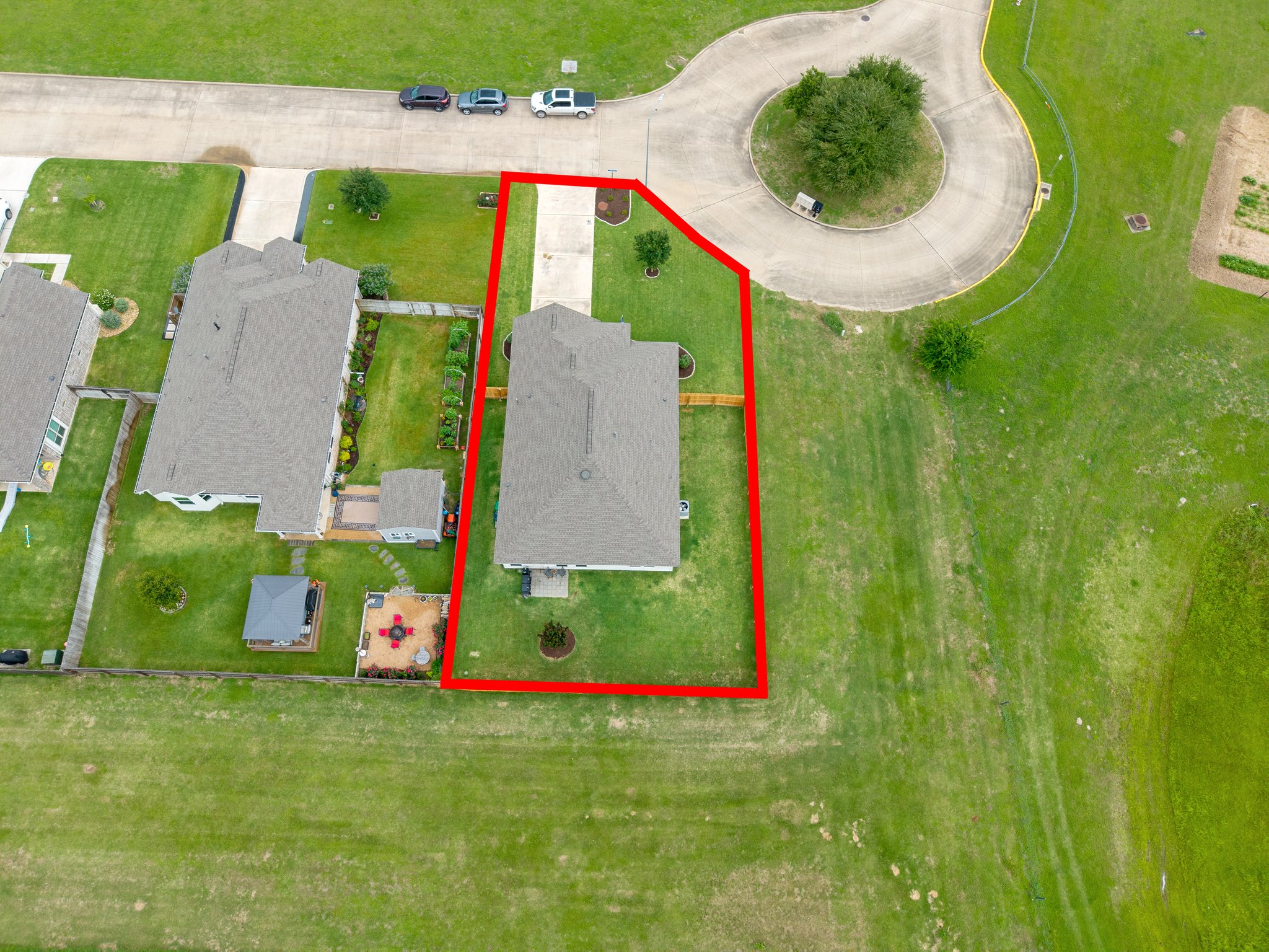 main property photo 17