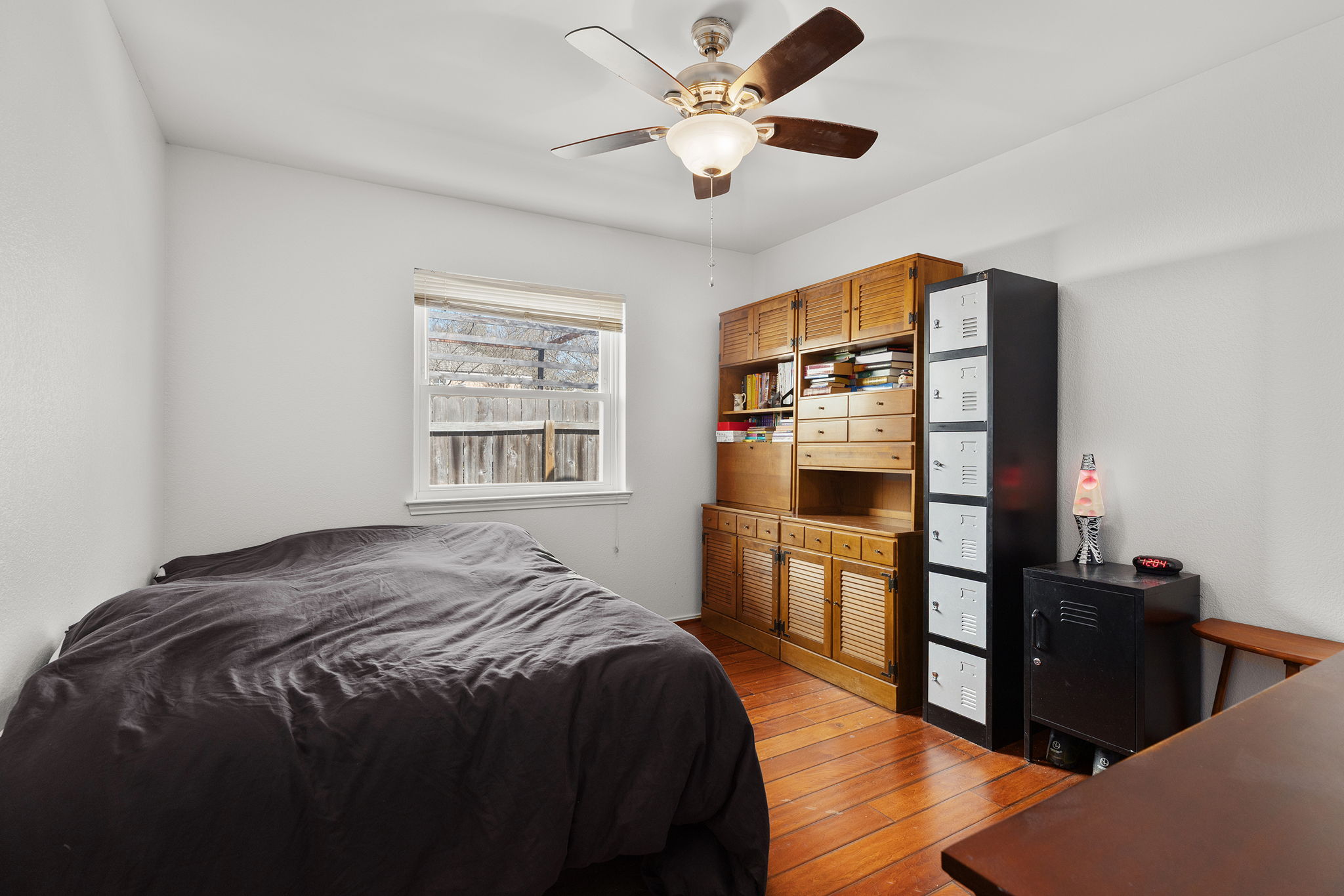 main property photo 24