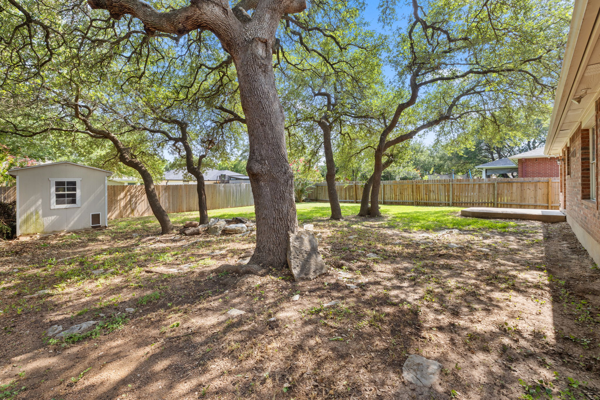 main property photo 27