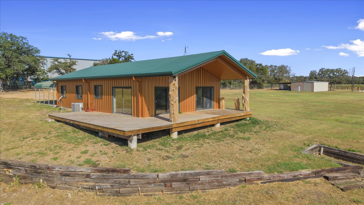 main property photo 11