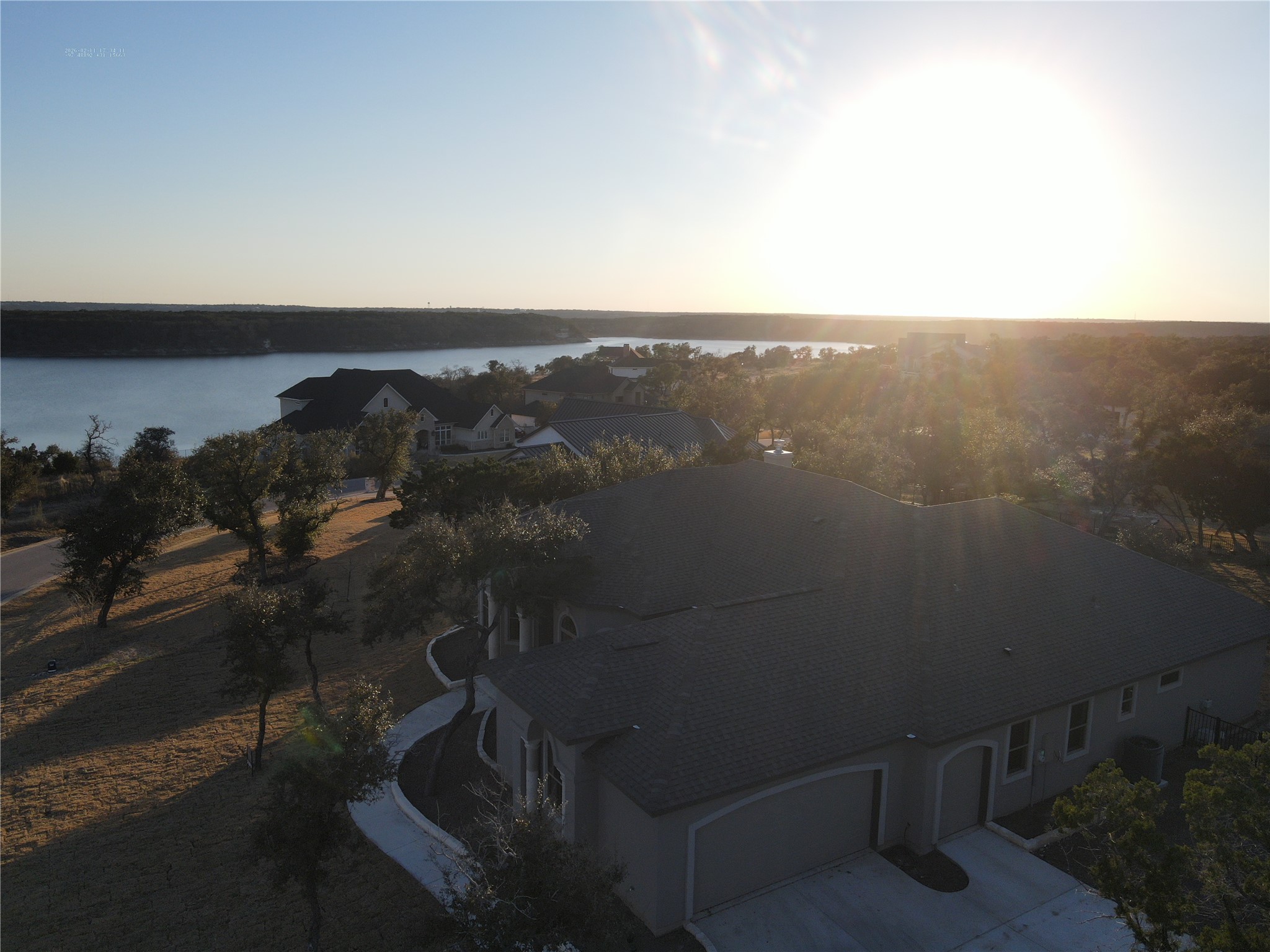 main property photo 28