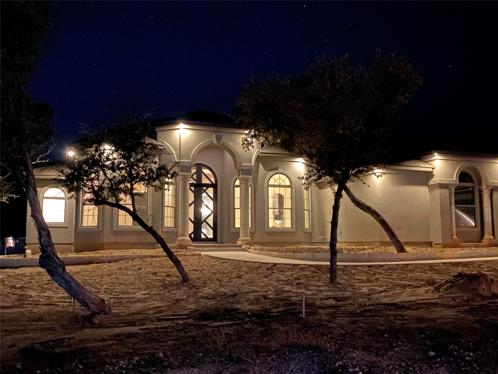 main property photo 30