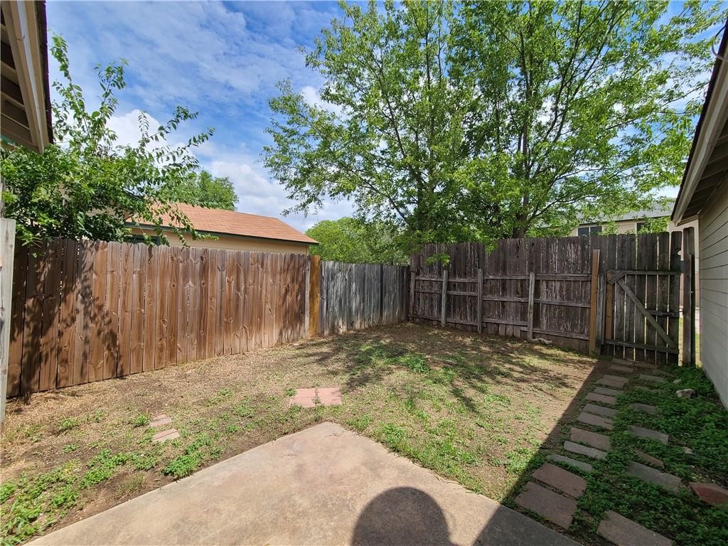 main property photo 16