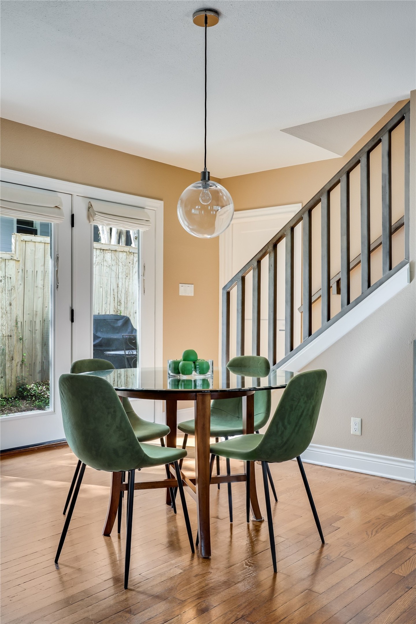 main property photo 11
