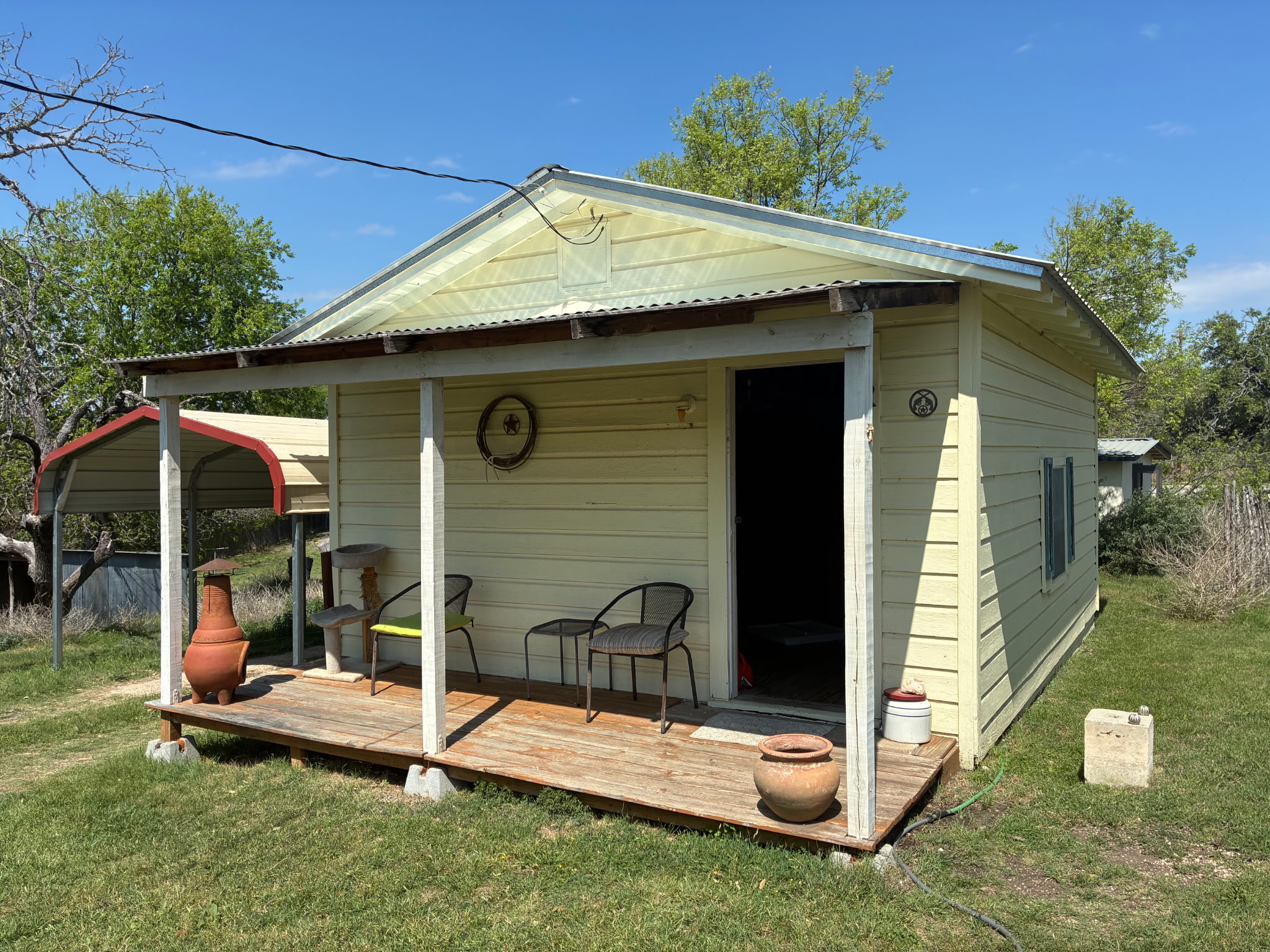 main property photo 30
