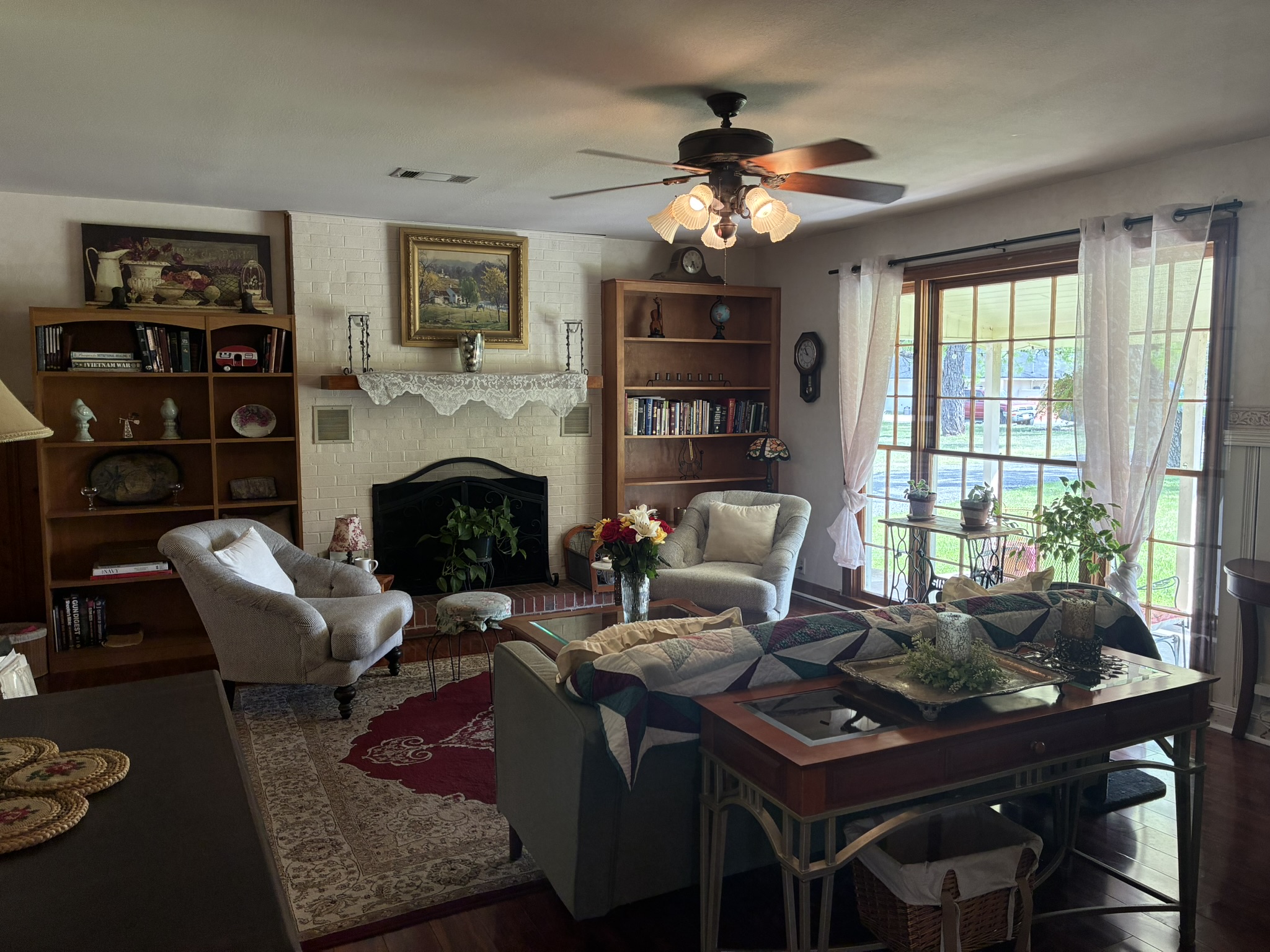 main property photo 8