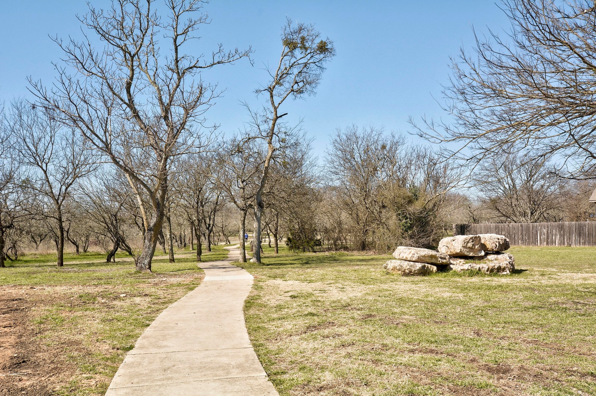 main property photo 36