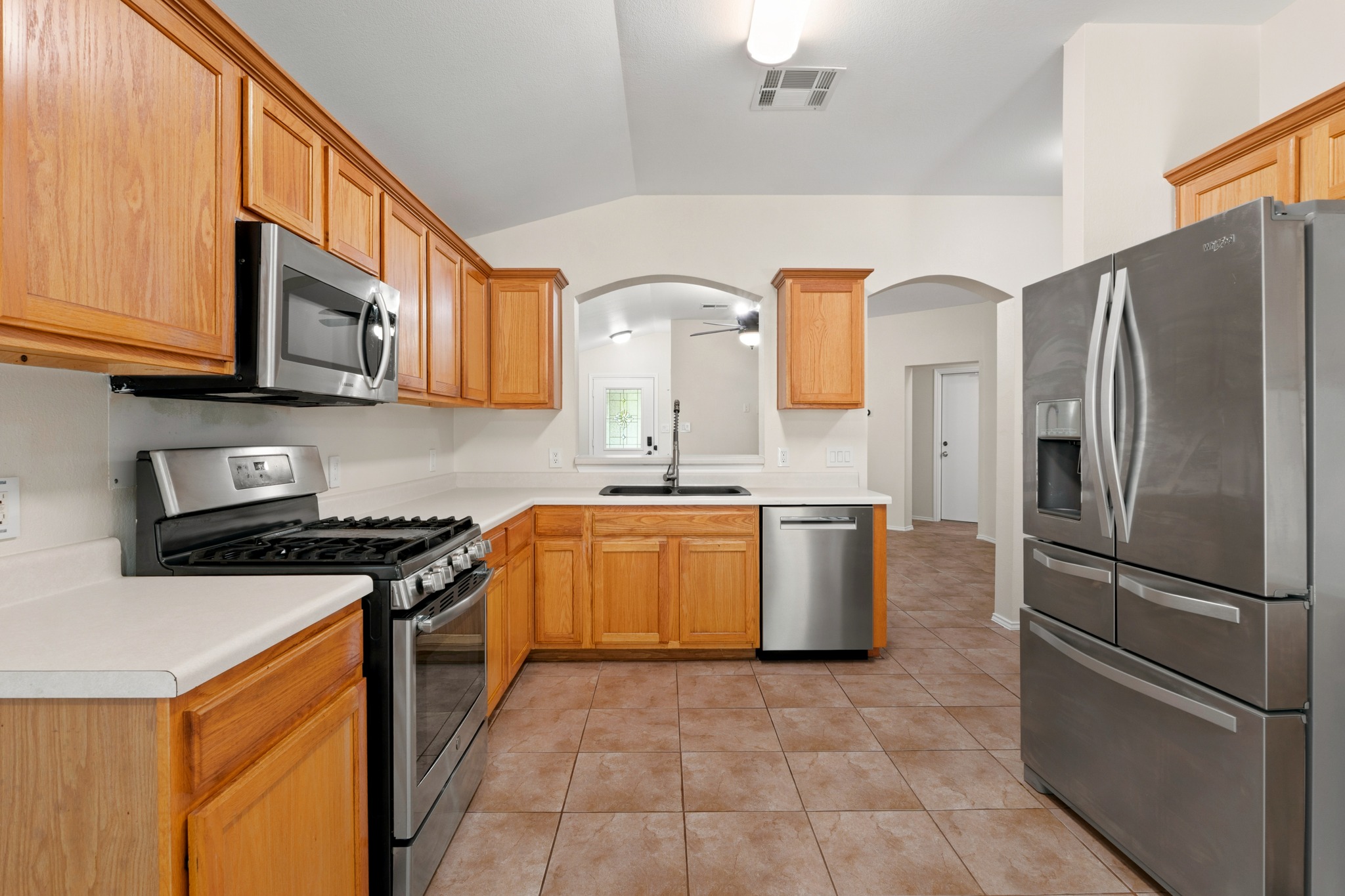 main property photo 7
