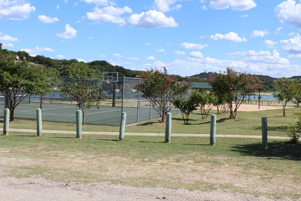main property photo 13