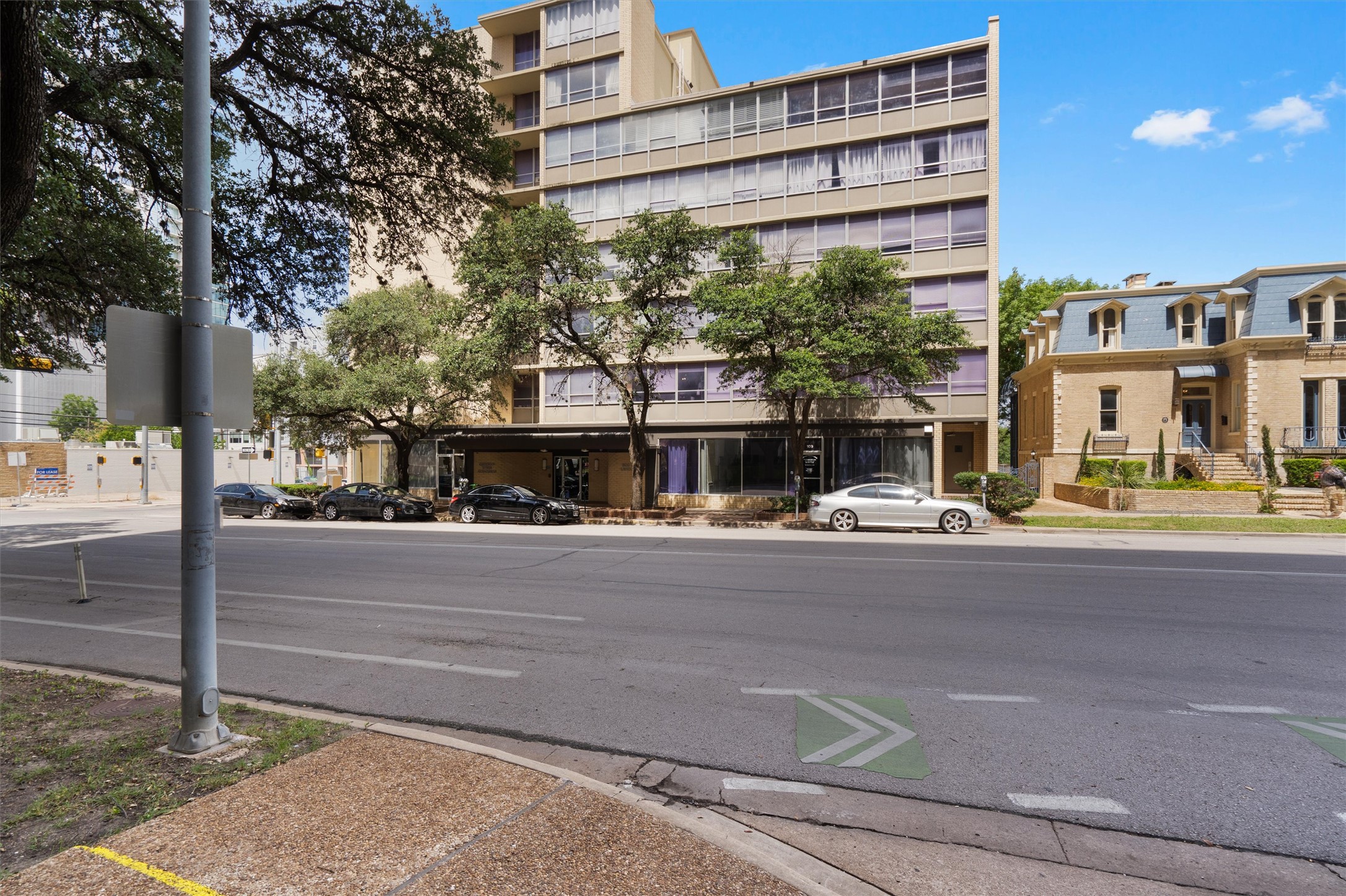 main property photo 31